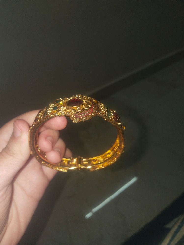 Royal Golden Bracelet 😍