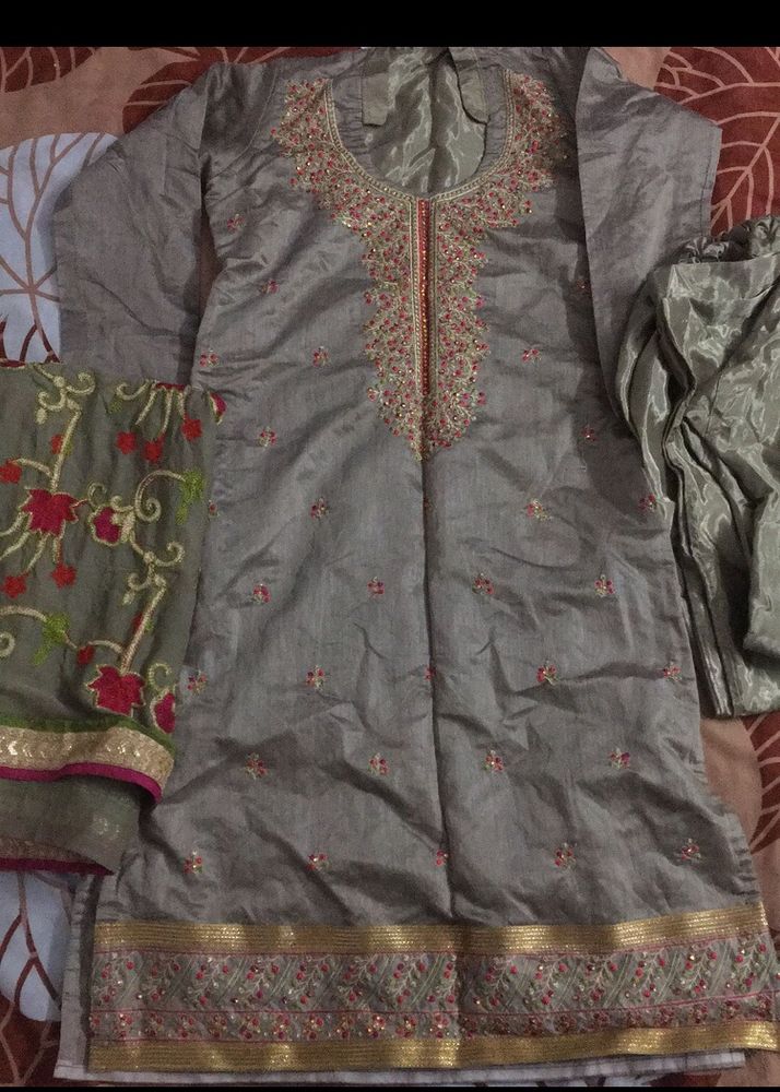 Kurta Trauser Dupatta