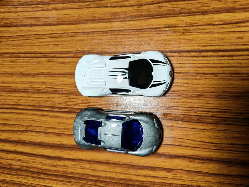 Hot wheels Car 2 Bugatti One White And Grey