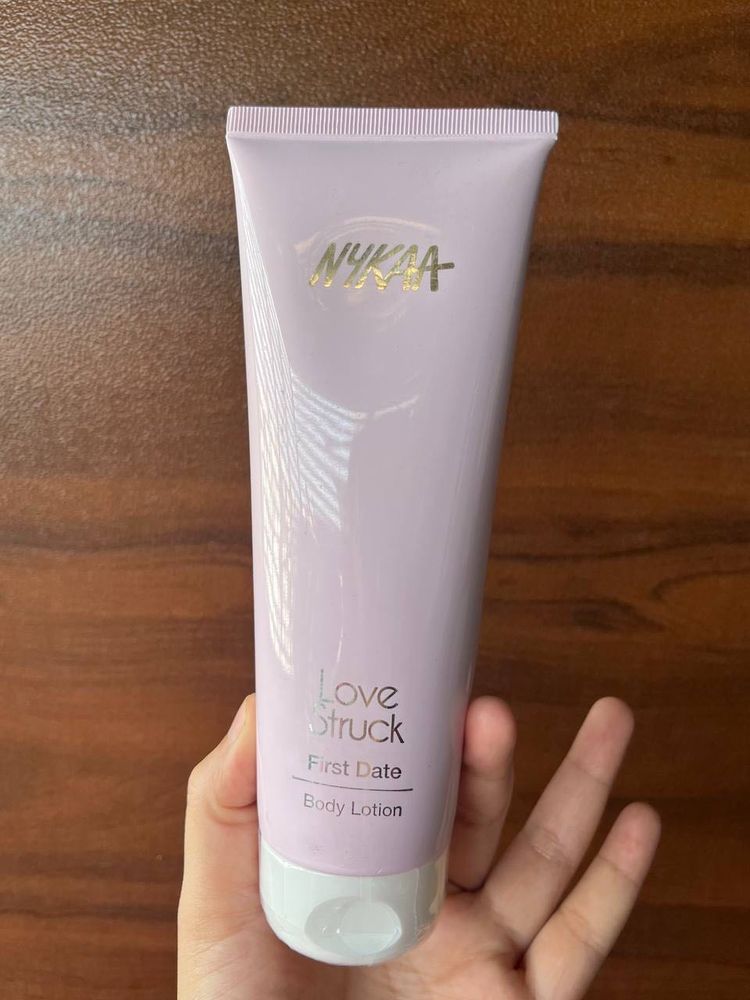 Nykaa Love Struck Body Lotion - First Date