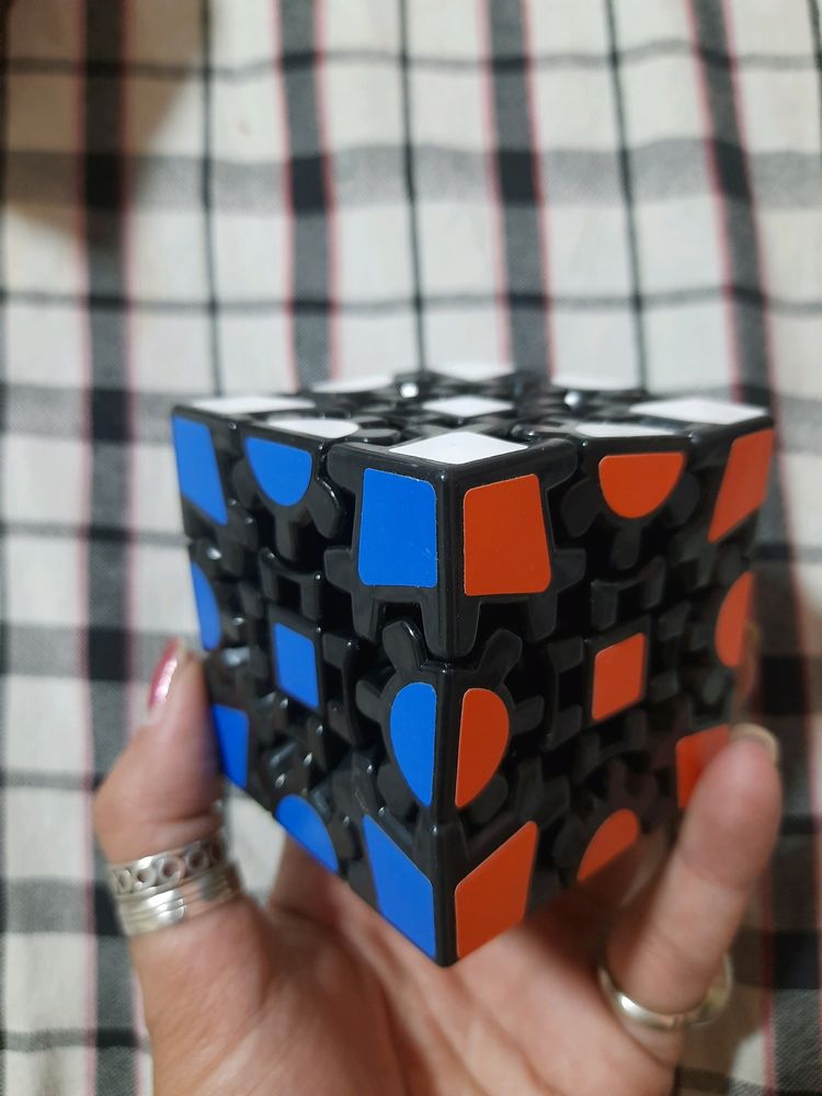 Gear Cube