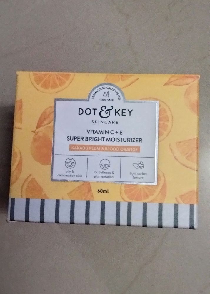 Dot & Key Moisturizer