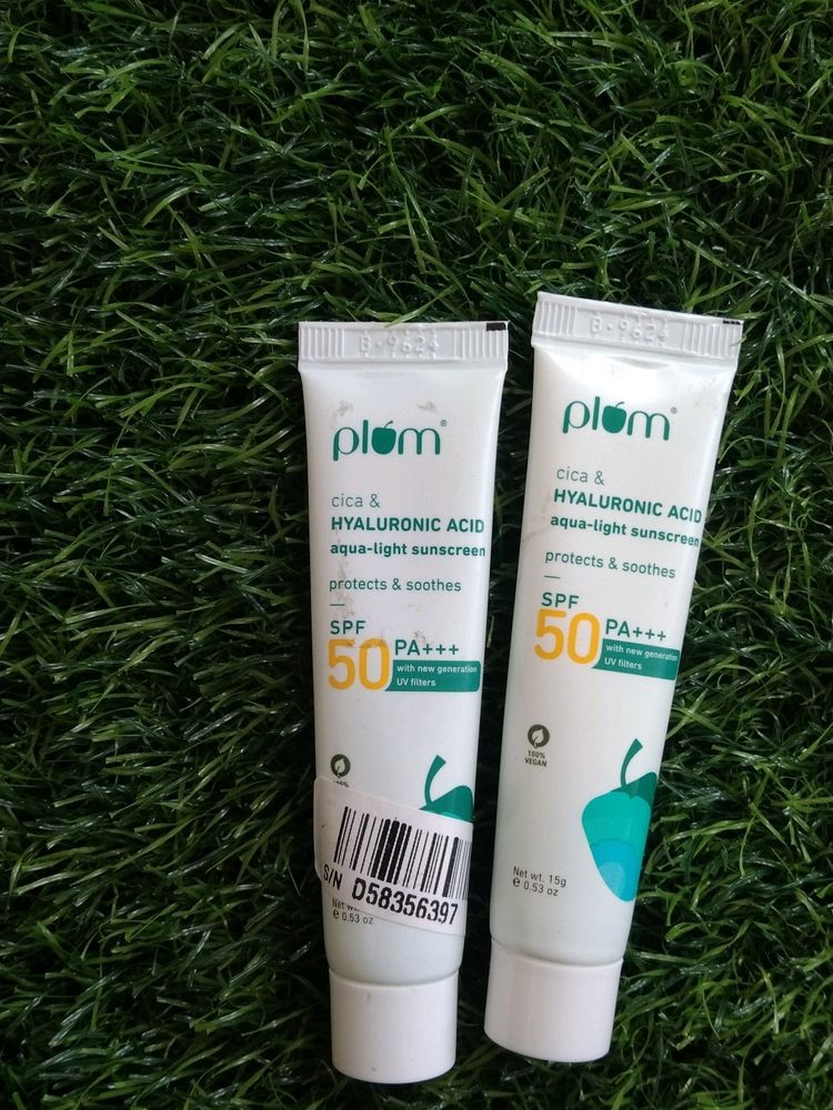 Plum Cica & Hyaluronic Acid Aqua Light Sunscreen