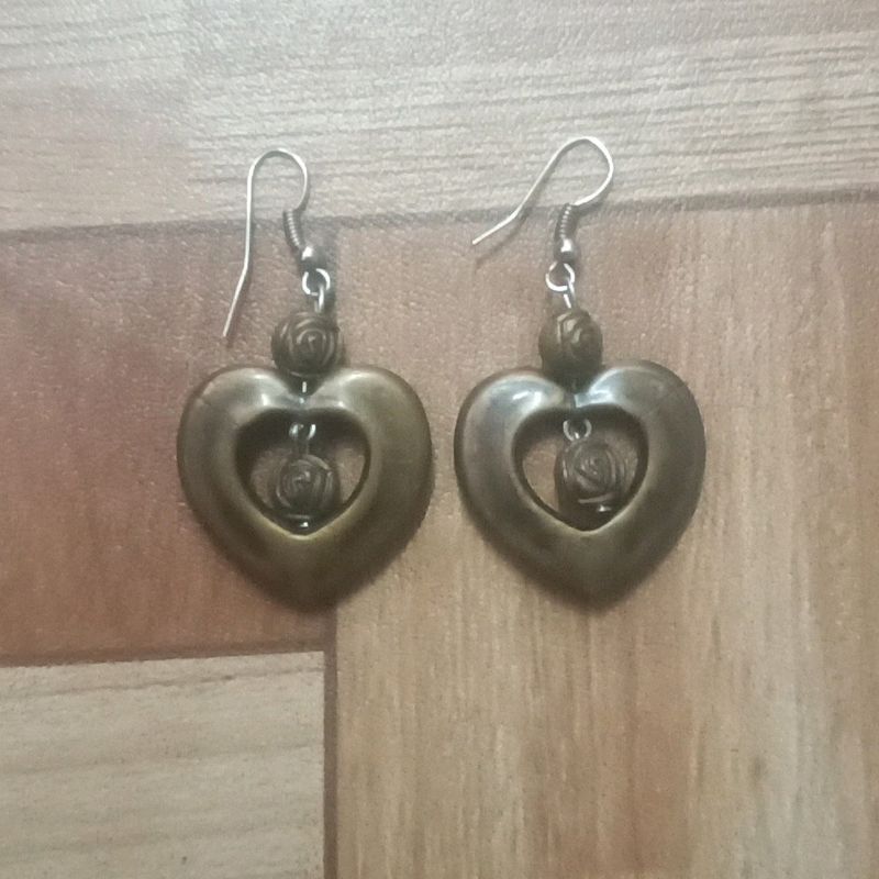 heart shape Earrings.