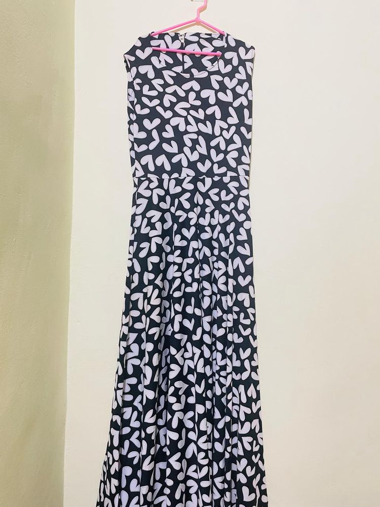 Black And White Stylish Full Dress