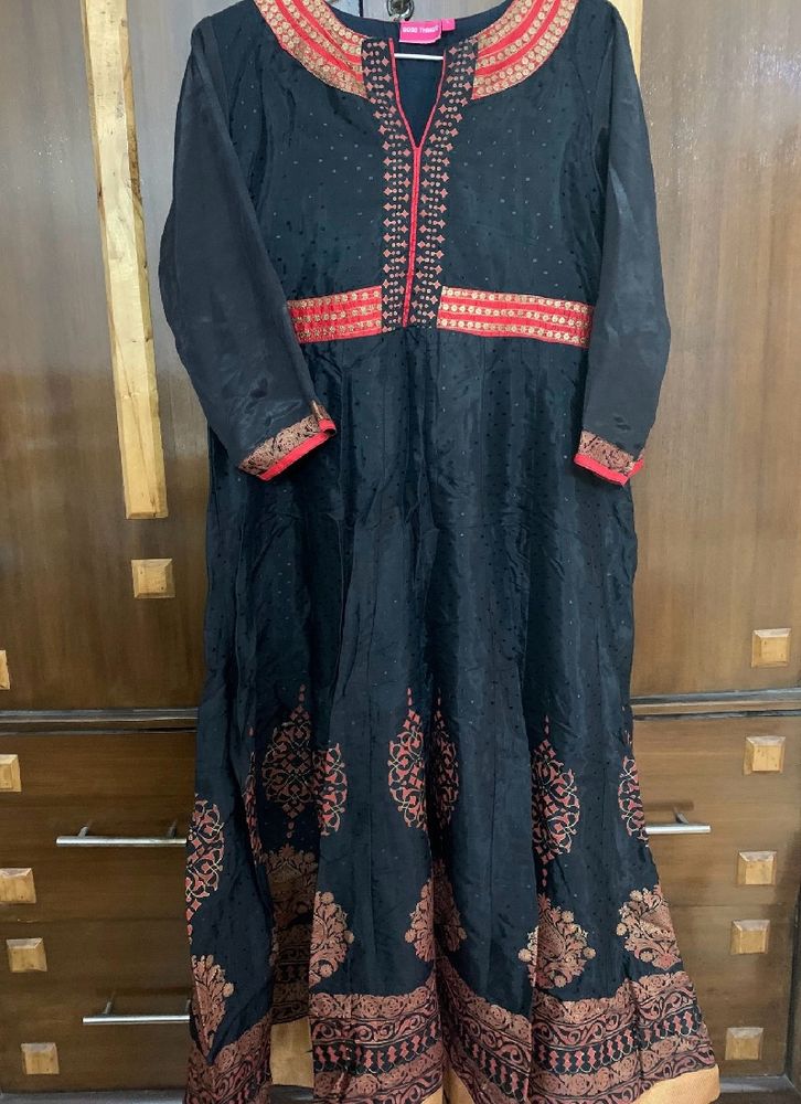 Kurta Chudidar Suit Set