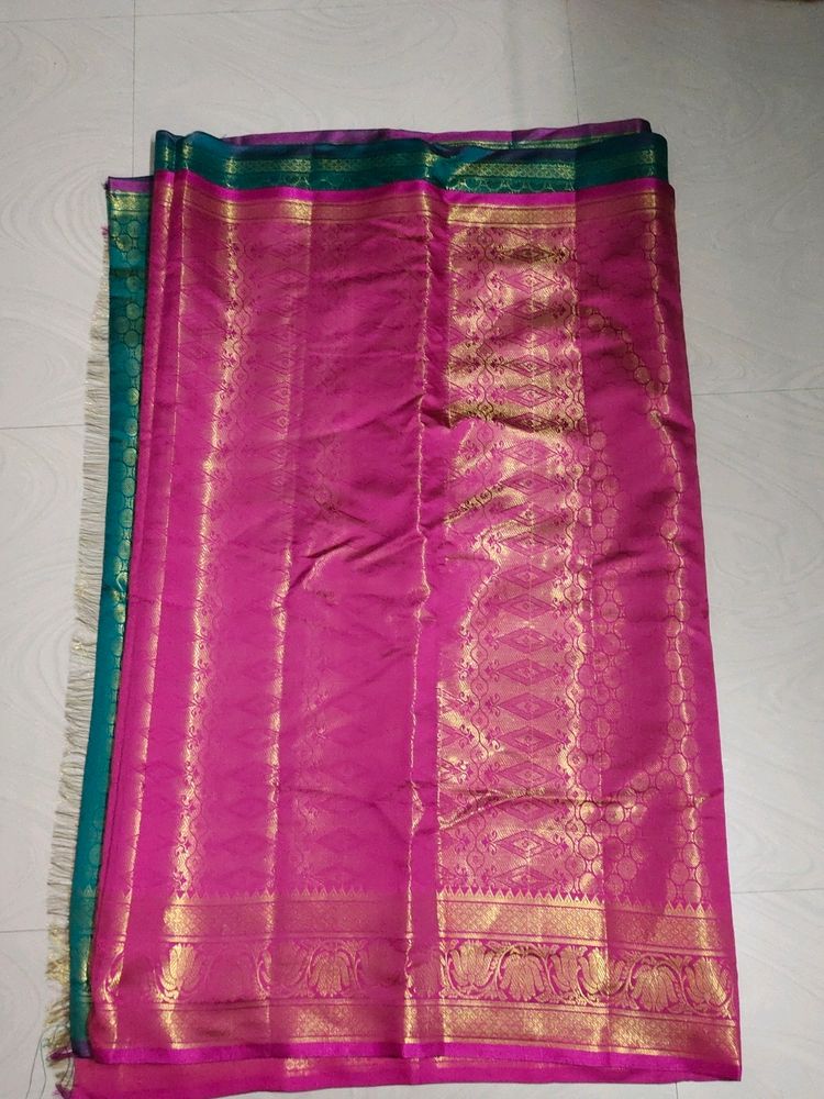 New Soft Pattu Saree With Unstitched Blouse Piece