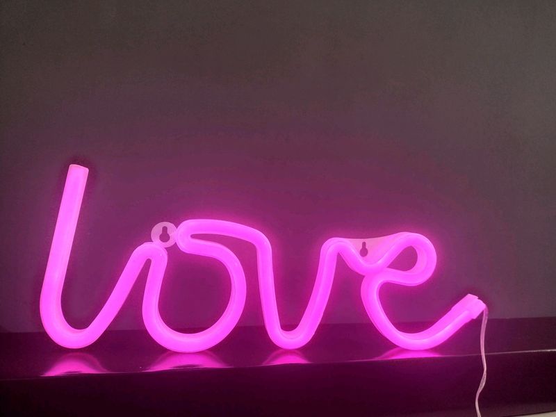 Neon Love LED Light