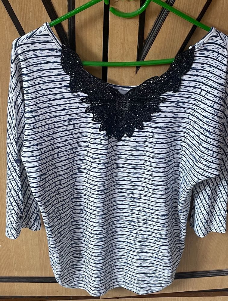 Motif Blue Top