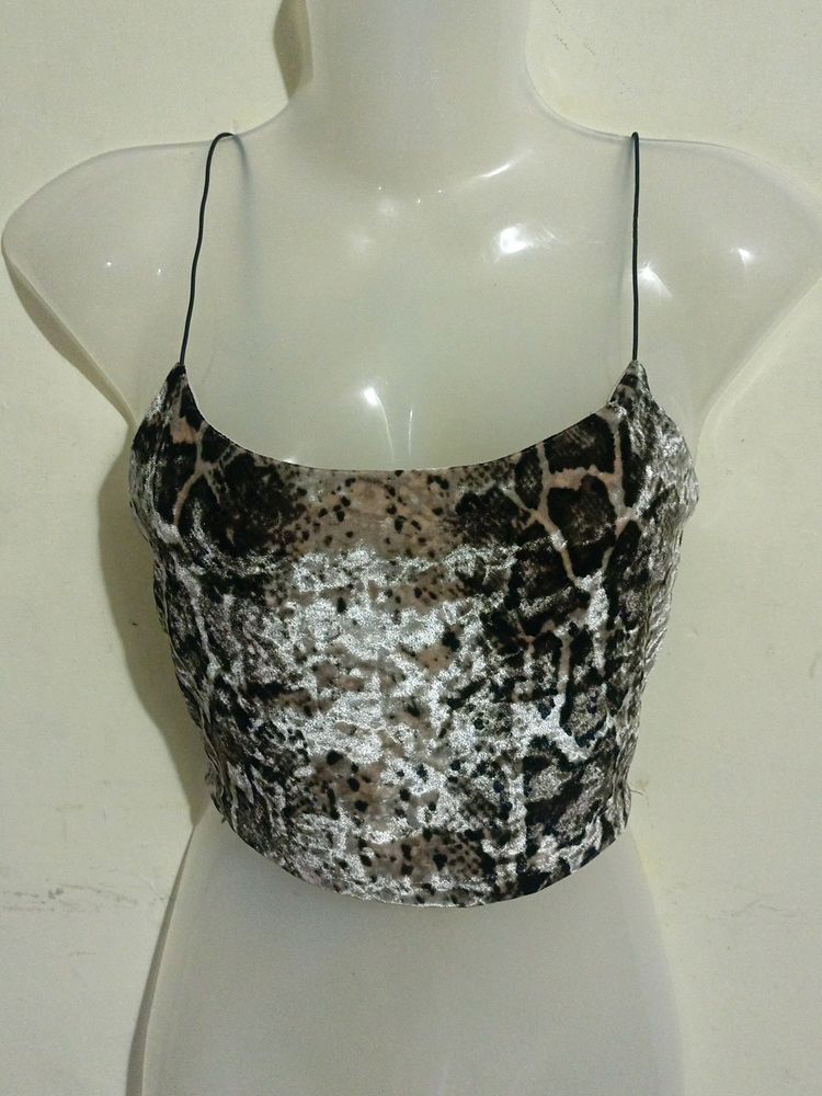 SNAKE PRINTED VELVET CROP TOP