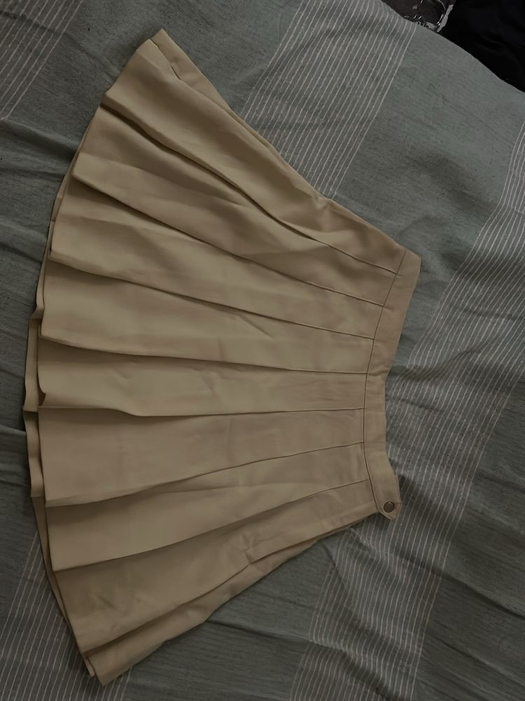 Pleated Skirt