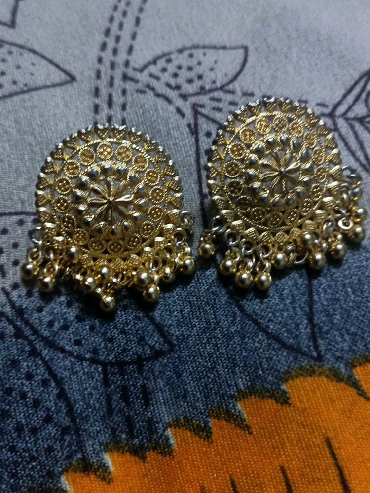 Gold Earrings & Studs