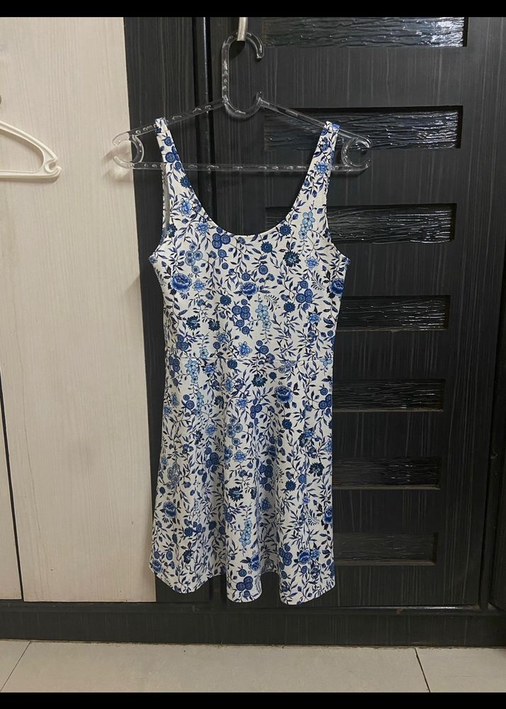 H&M Floral Dress - Small size