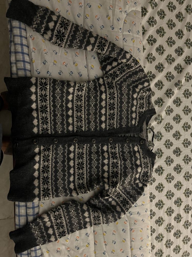 Warm cardigan To Fit XS and S