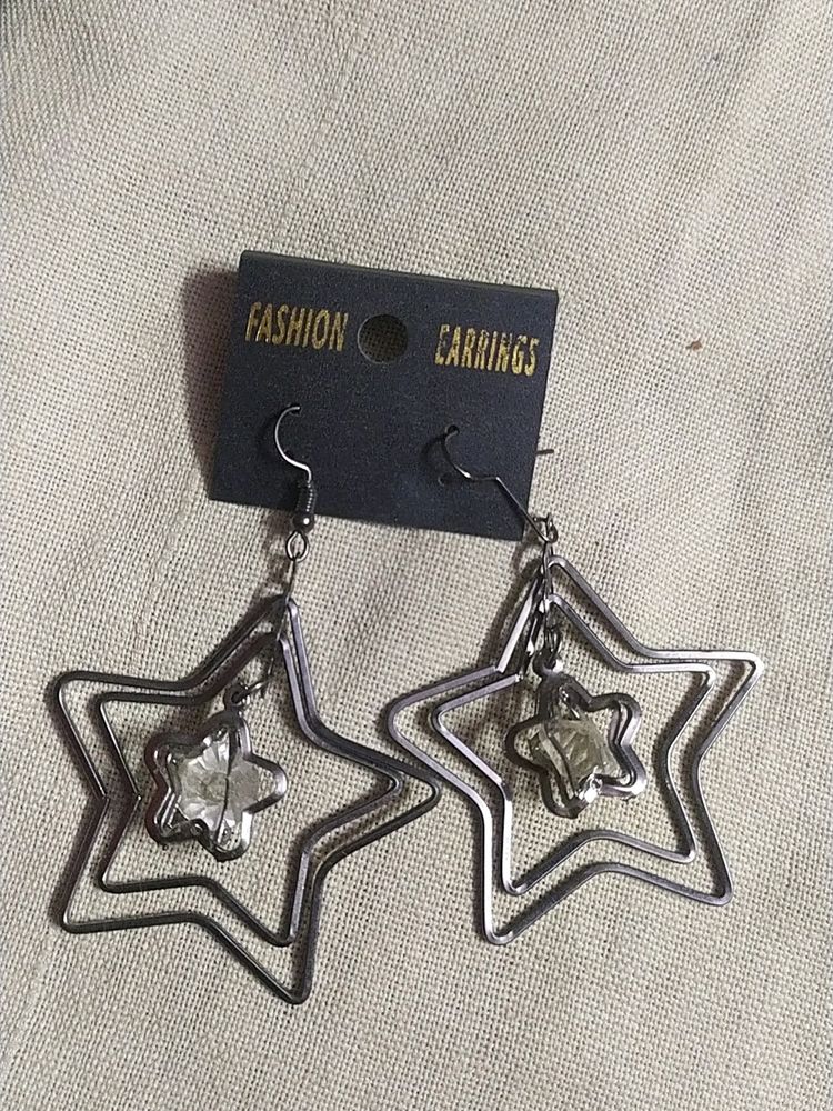 Double Layered Star Ear Ring