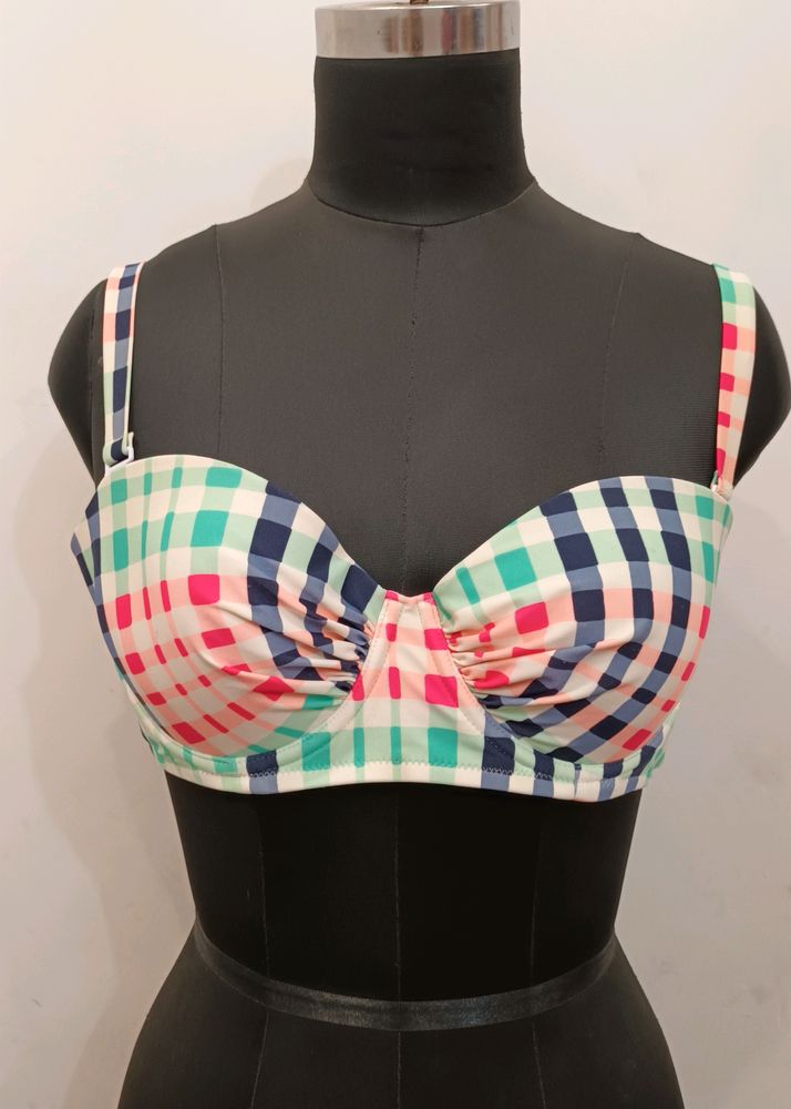 Padded Underwired Bra..size Around 36