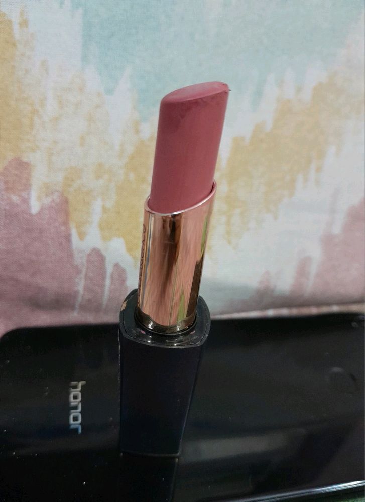 Coloressense Lipstick. Peach Pink Shade Used Just