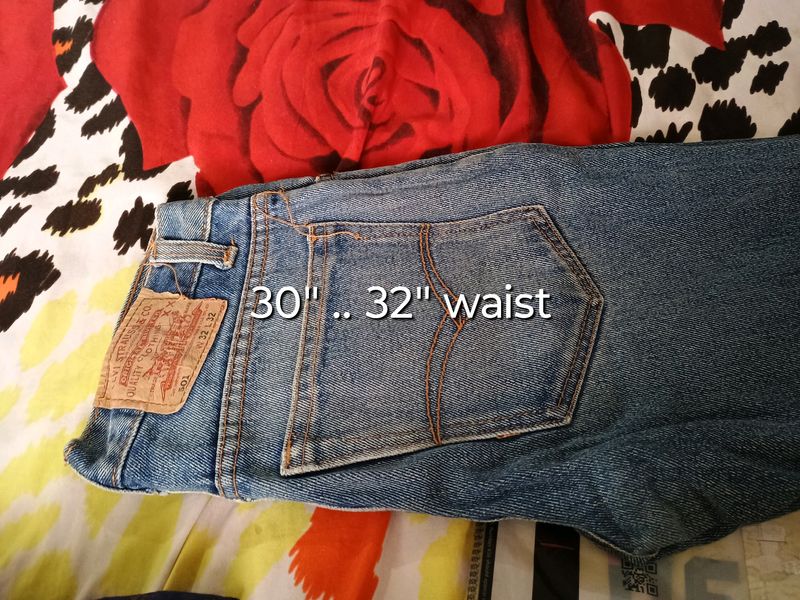 30" Waist Jeans