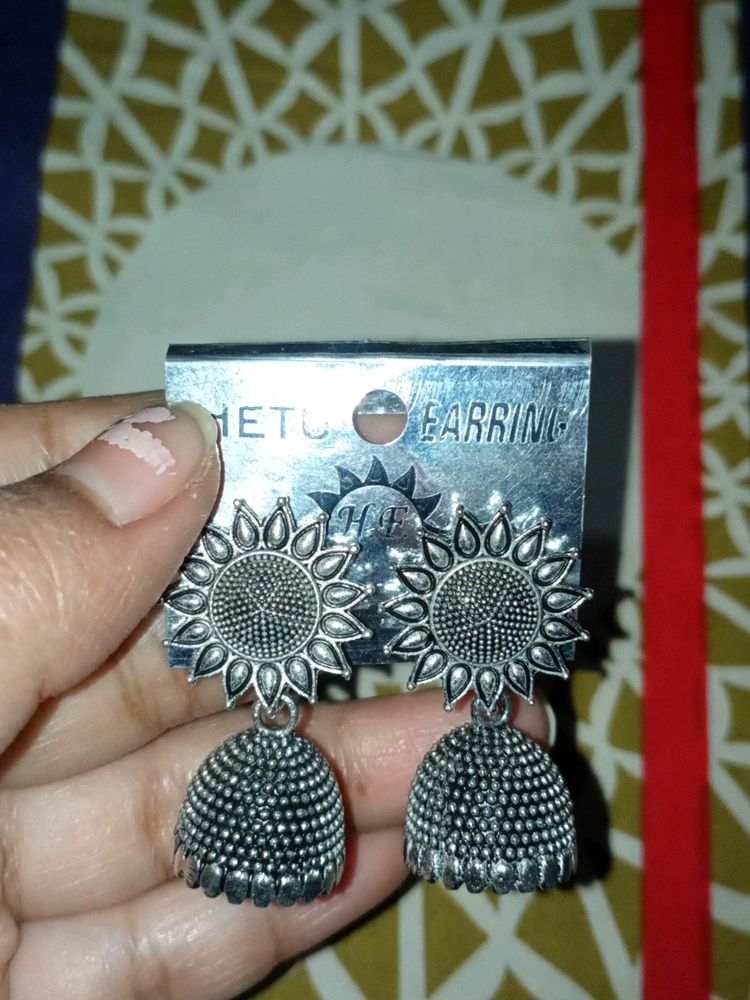 Tranding Earrings