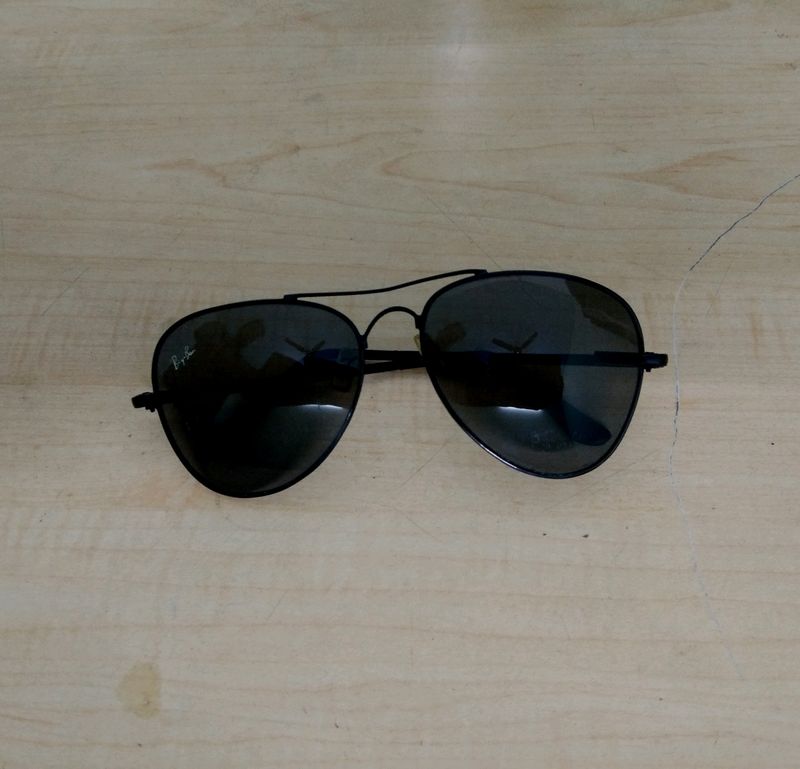 Unisex Sunglasses Black Color