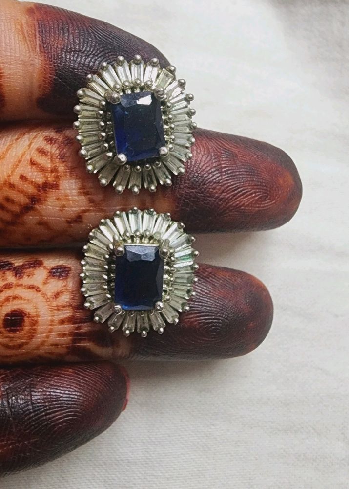 Royal Blue Stud Diamond Artificial