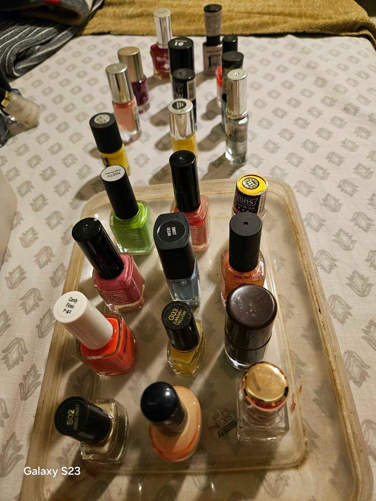 23 Nail Polish Shades