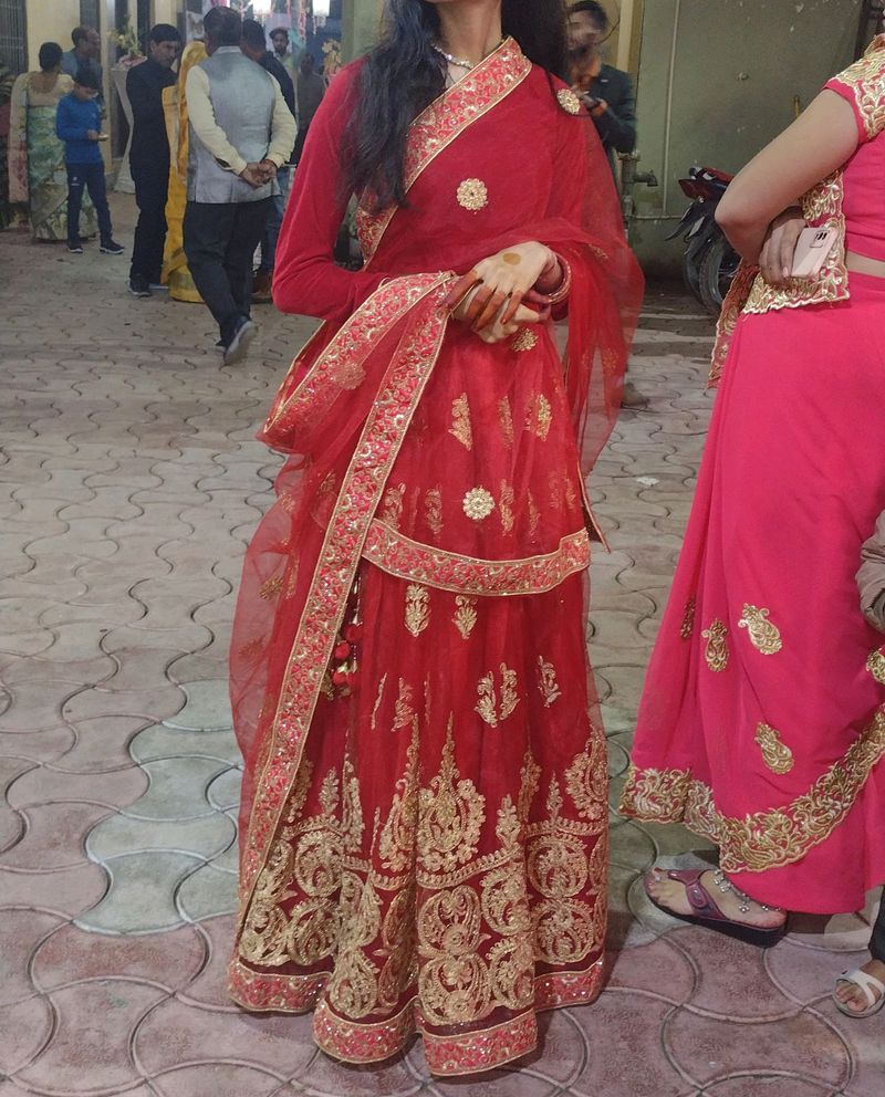 Red Lehnga , No Blouse