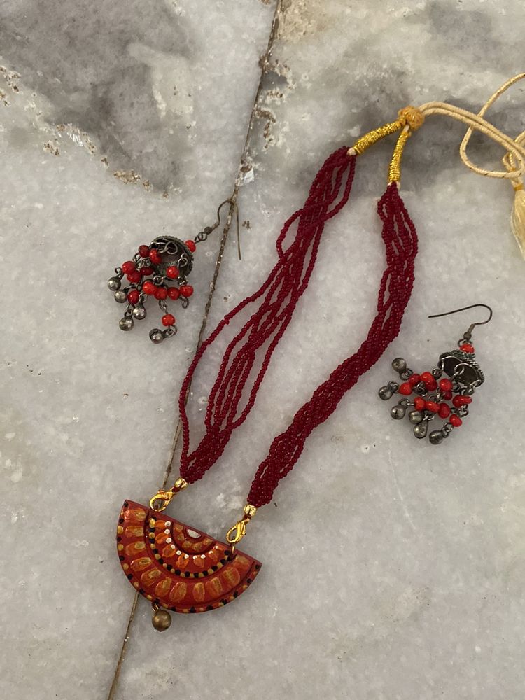 Red Saraswati In Purity Set