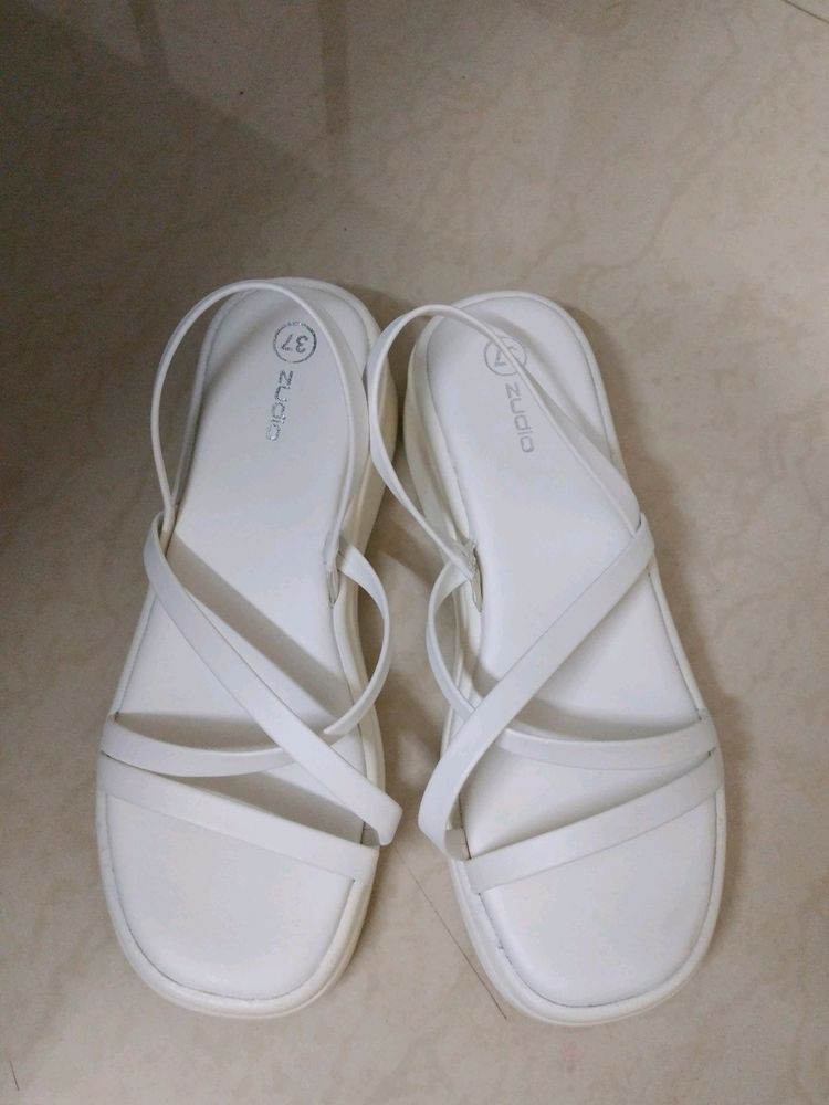 New Zudio White Wedges