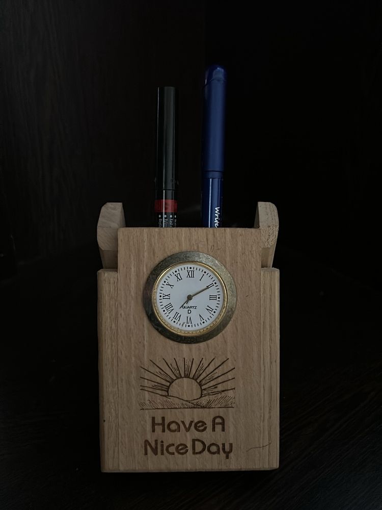 Wooden Pen Stand