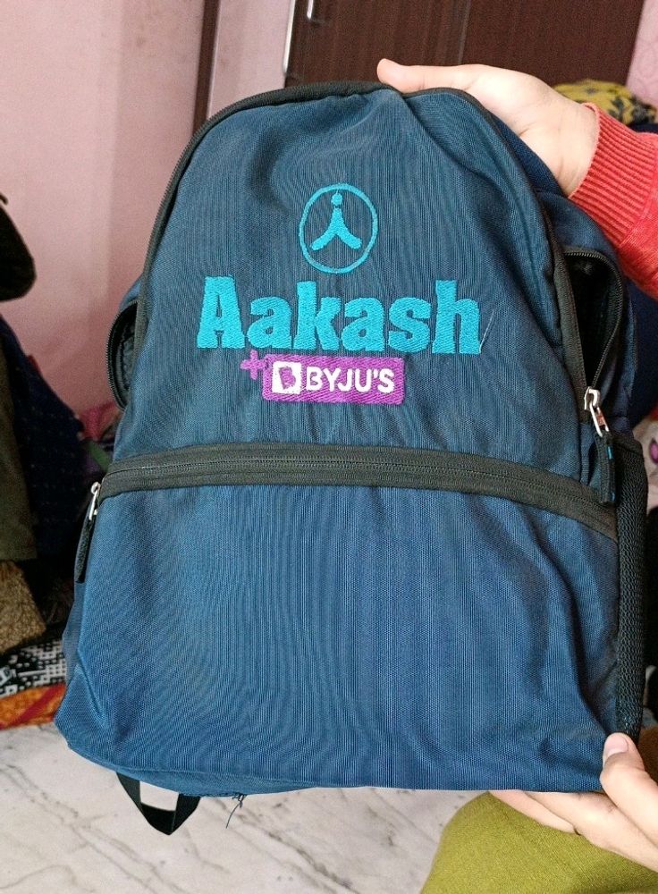 Aakash Byju's Bag