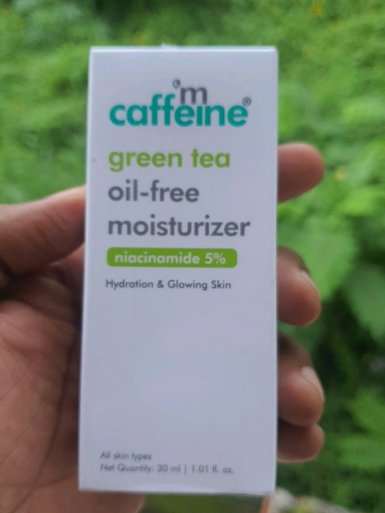 M Caffeine Green Tea Oil-free moisturizer