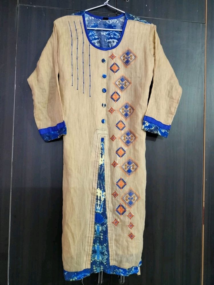 Beige And Blue Back Kurta