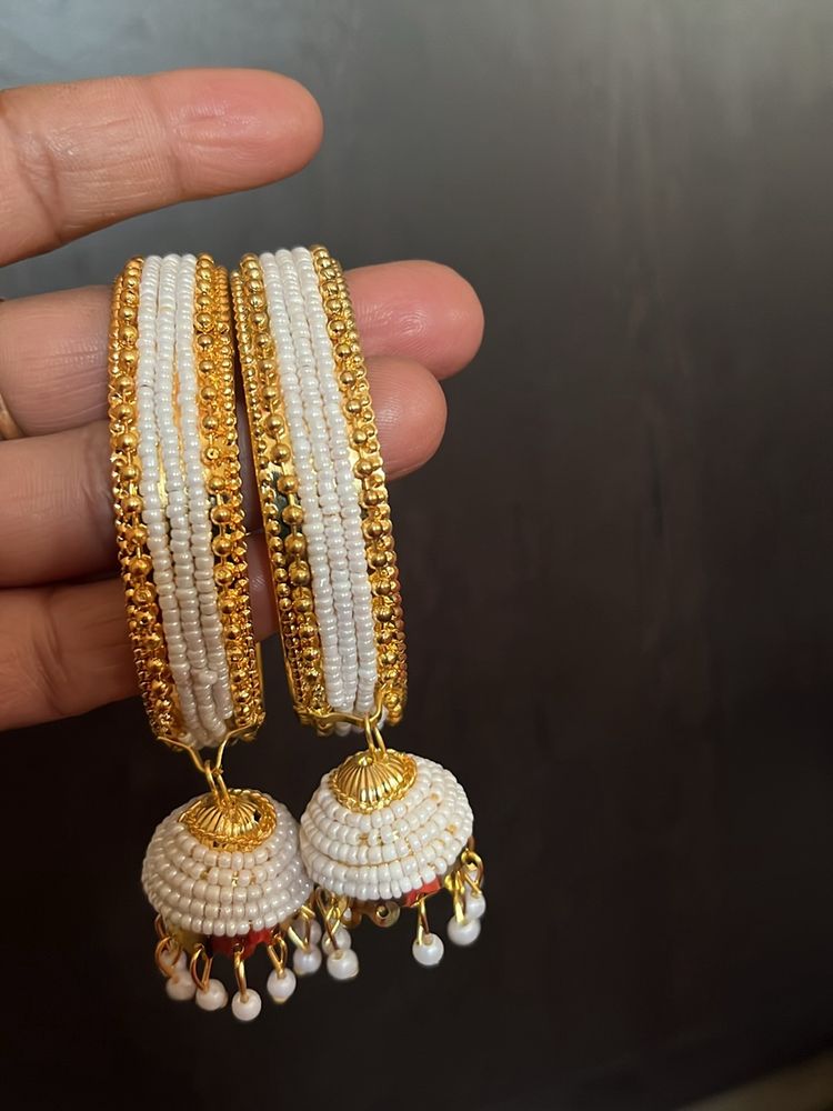 Beautiful Pearl Dangling Bangles