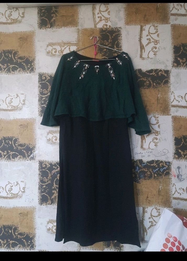 W Embroidered Woollen Kurti With Shrug