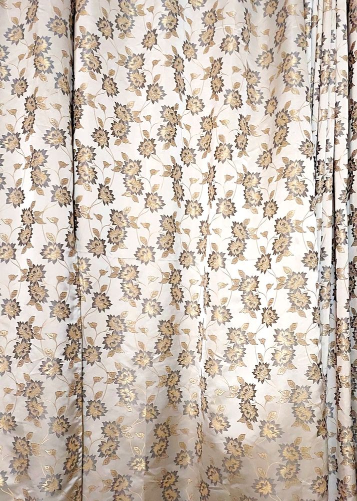 Golden Silk 7 Curtains 7ft And 5 Curtain 9 Ft