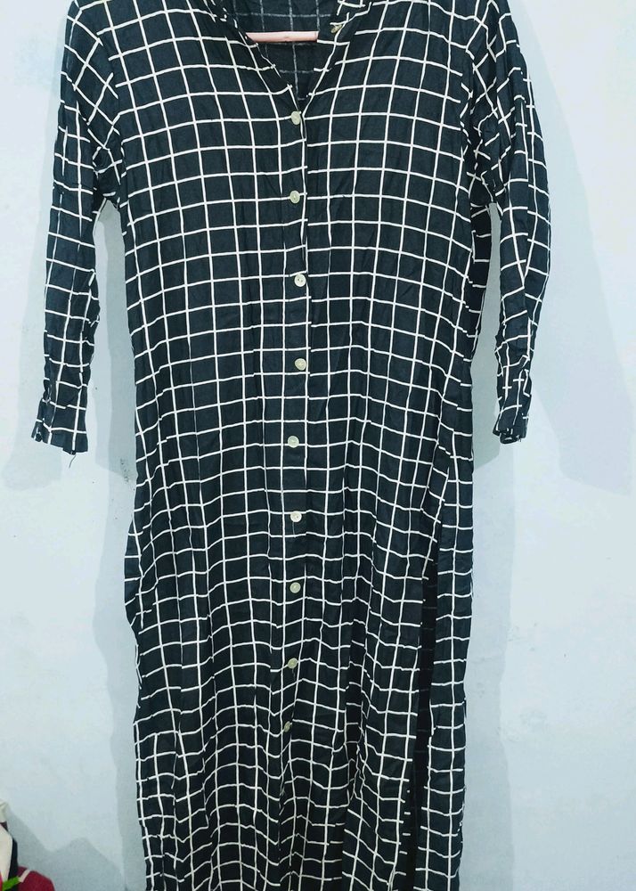 Checkered Comfortable Slit Kurta