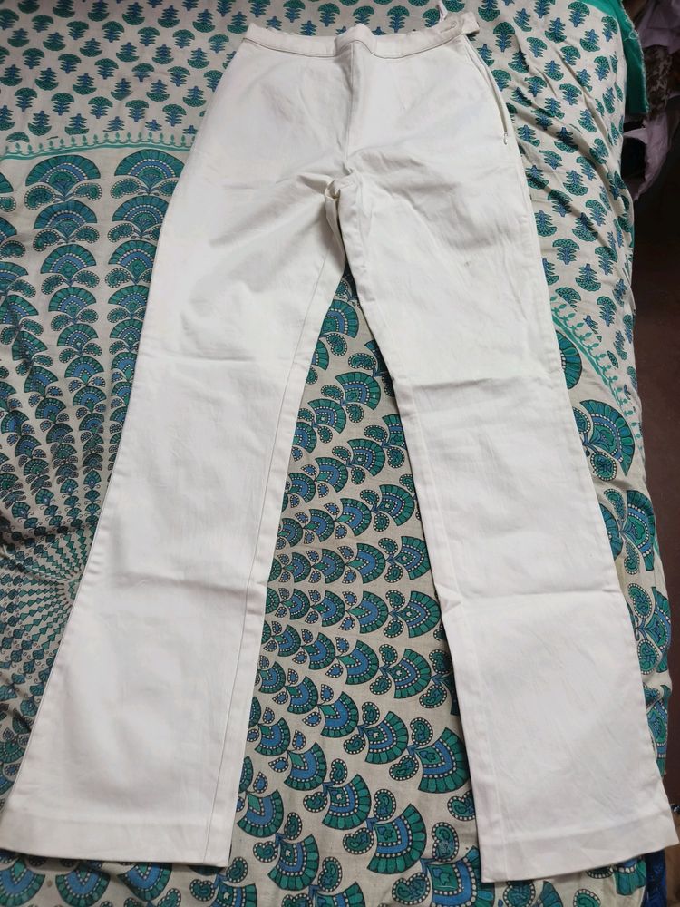 New White Baggy Jeans