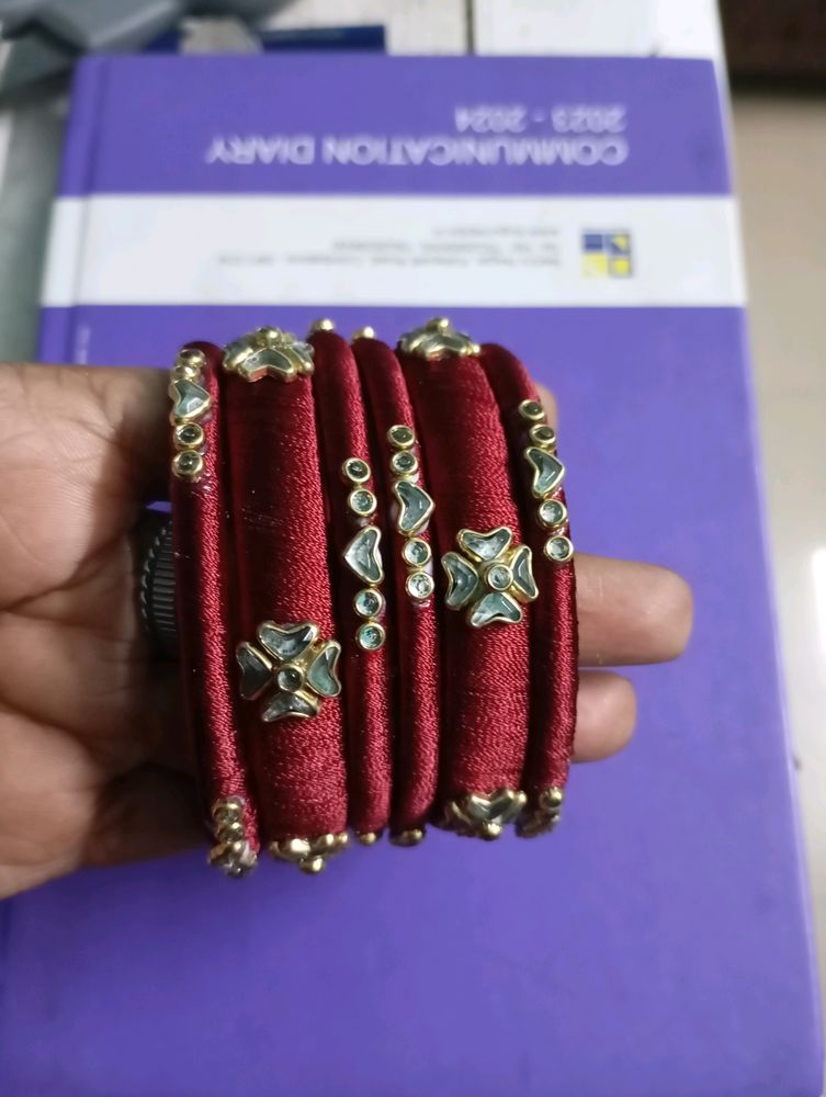 Thread bangle