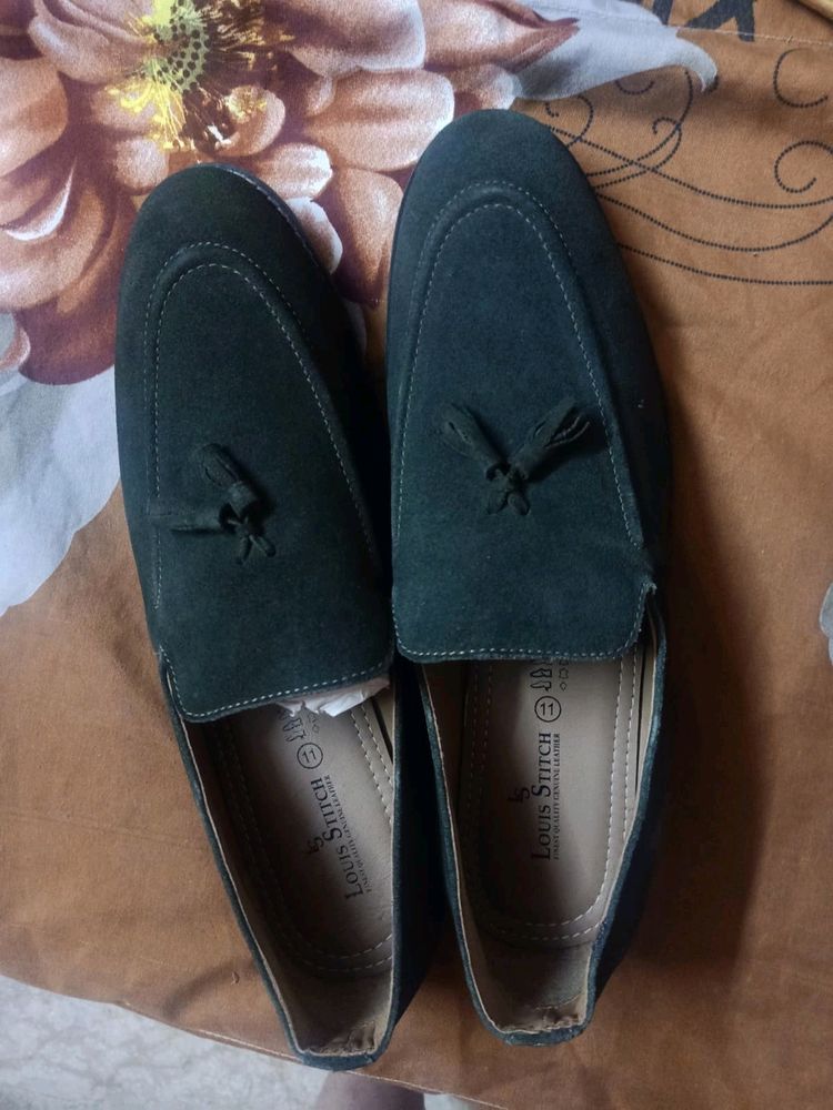 (NEW) LOUIS STITCH Shoes