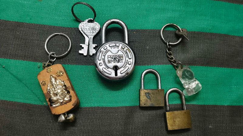 3 Locks And Keys