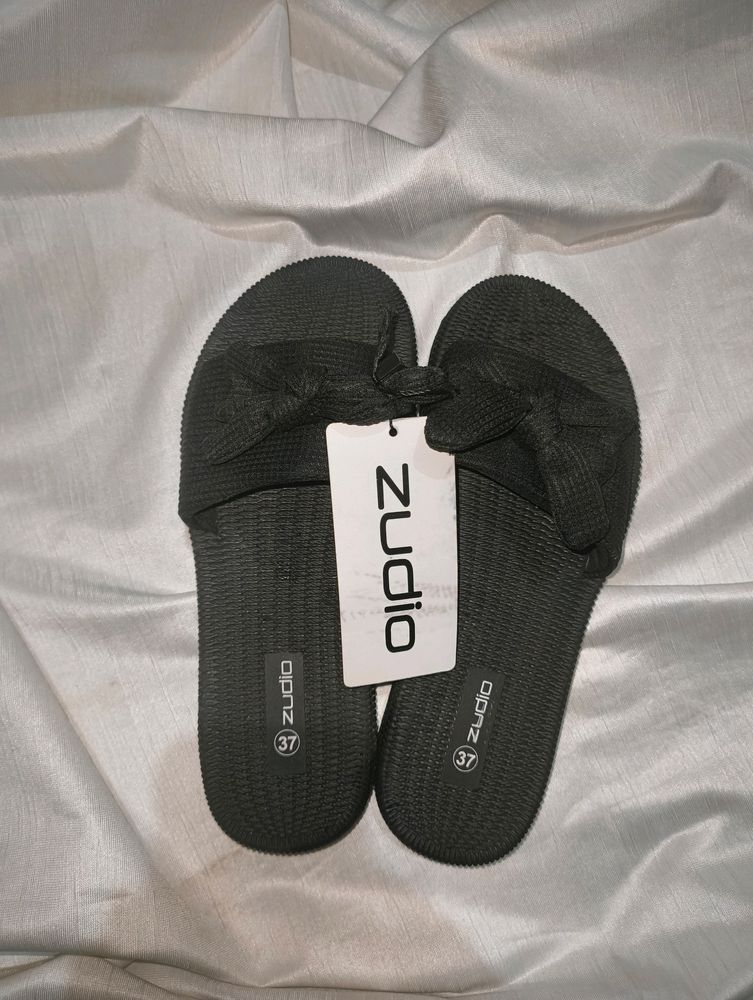 New With Tag - Zudio Flipflops ✨