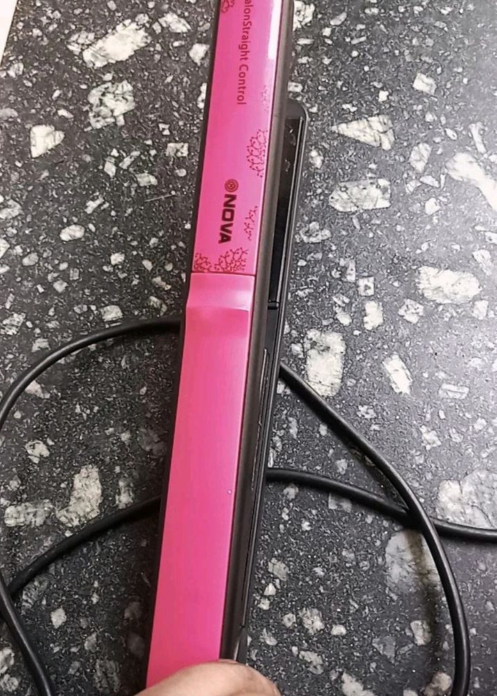 HAIR STRAIGHTNER NOVA