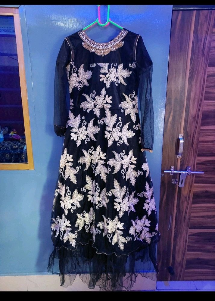 Pakistan Suit Only 500