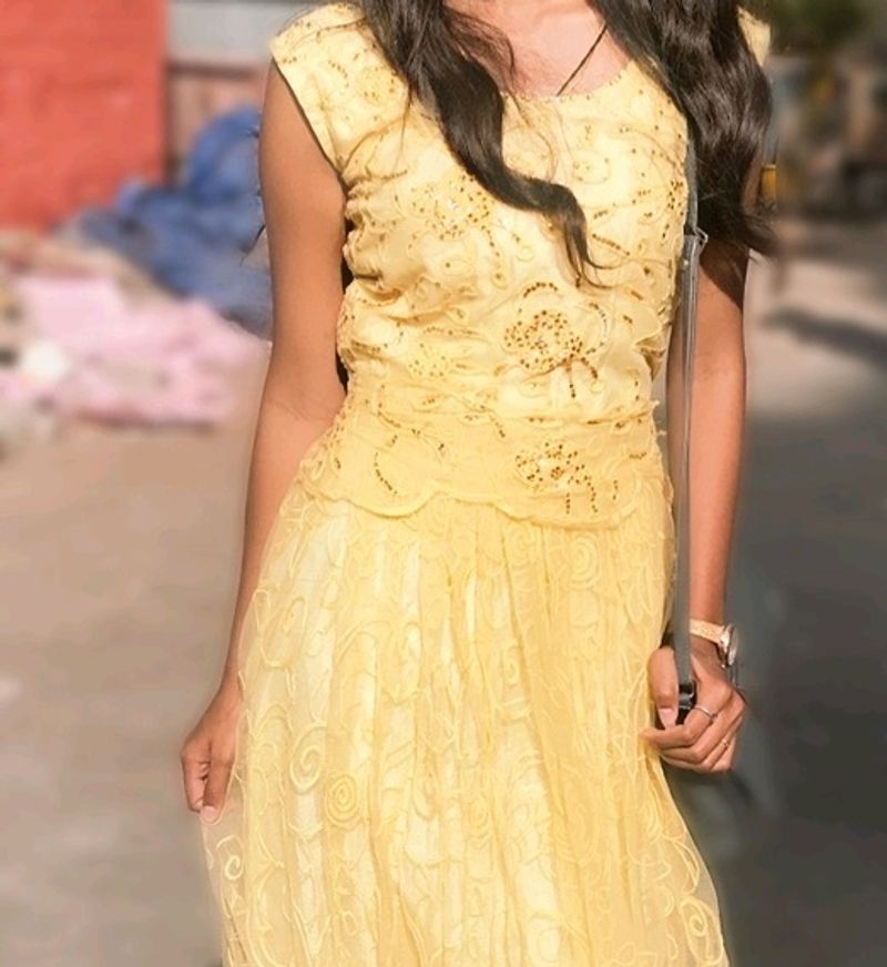 Yellow Gorgeous Gown 😍