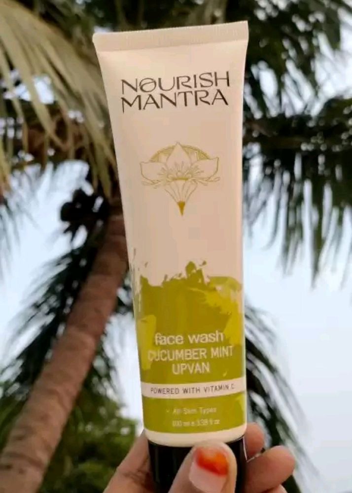 Nourish Mantra Facewash