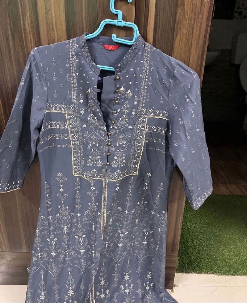 Brand New W Prettiest Metallic  Shine Grey Kurti