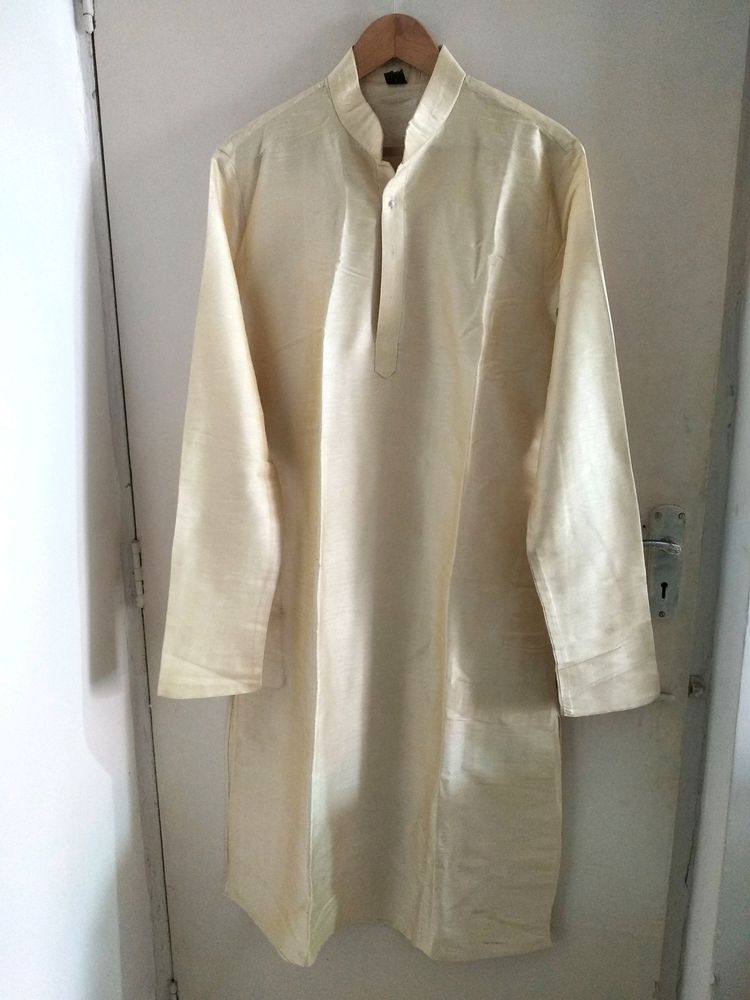 Beautiful Silk Kurta Set For Men