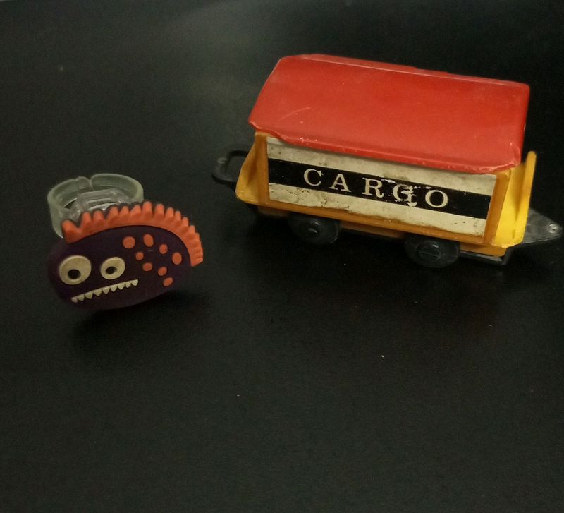 Toy Cargo With Wheels And Monster Ring