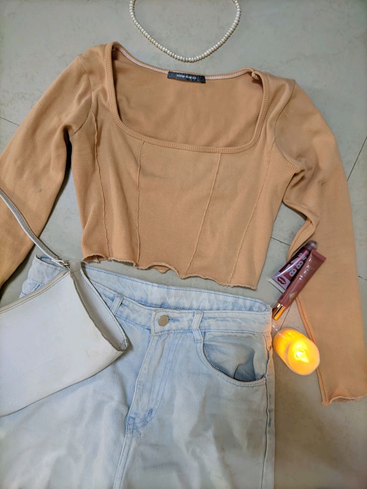 Nude Fitted Crop Top 🧡✨